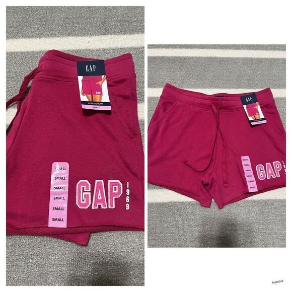 GAP Pants - Gap Womens Logo Shorts
